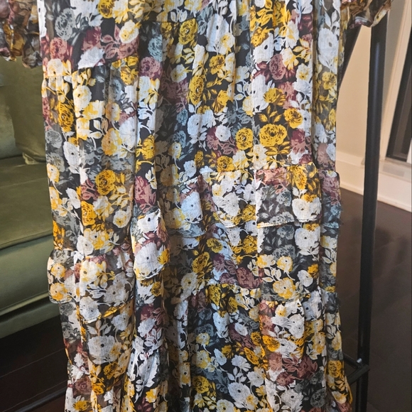 Maxi layered floral print dress - Picture 4 of 8